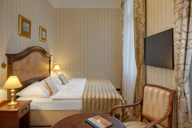 HOTEL NOVE LAZNE_room_Superior deluxe_DBL_242_16A5182